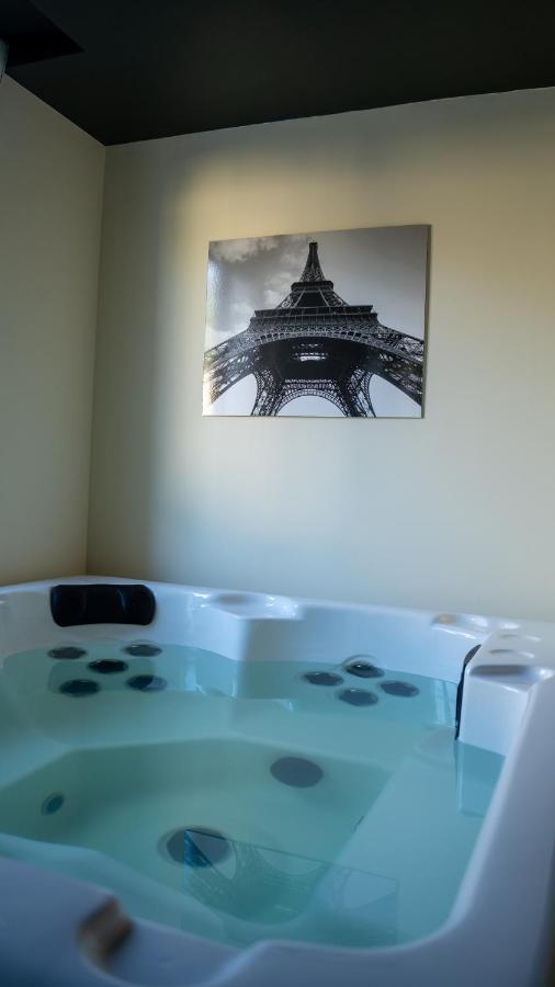 Magnifique Duplex Avec Jaccuzi, Sauna Et Cinema Room Privatif Fontenoy  Exteriör bild